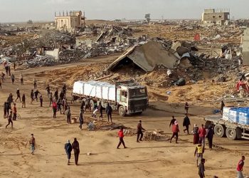 Israeli strikes kill Palestinians protecting Gaza aid trucks, Hamas says