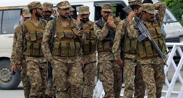 Pakistan and India to Pull Back Troops from Border by May 30 to Ease Tension