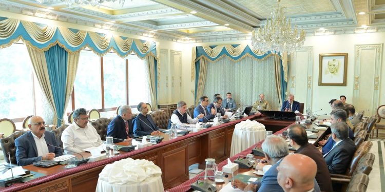 Pakistan plans to save $17bn by removing high-cost energy projects under revised IGCEP