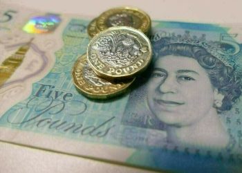 Sterling edges up against weaker dollar ahead of key US data