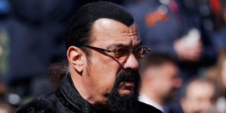 Steven Seagal appeared at Putin's big Victory Day celebration next to a biker gang