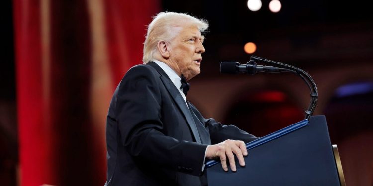 Trump announces plans to increase tariffs on steel imports from 25% to 50%