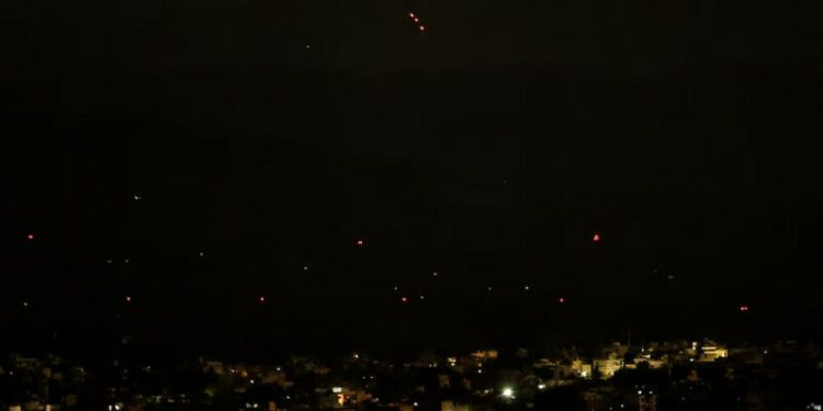 Violations reported after India and Pakistan agree to ceasefire