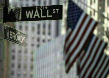 Wall Street stocks jump as US and China de-escalate trade war