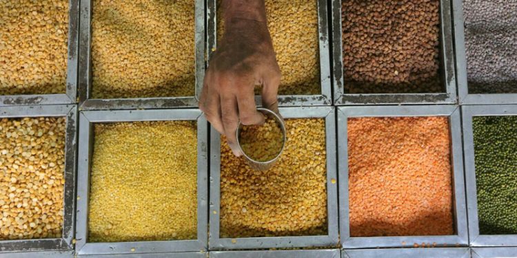 World food prices increase in April, UN’s FAO says