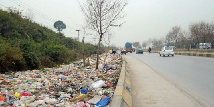 Minister raises concerns over CDA’s procedures to outsource waste management