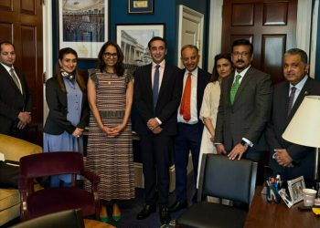 Pakistan seeks global ‘intervention’ in issues with India as diplomatic team lands in London