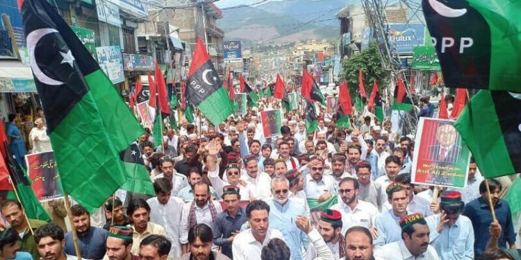 PPP plans protest with trade unions against budget