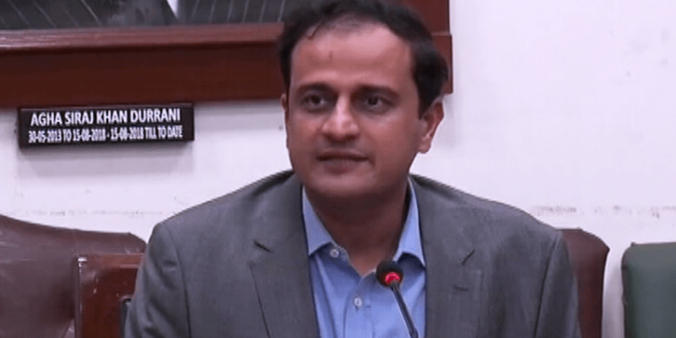 Mayor Wahab seeks fair share of export development fund for Karachi