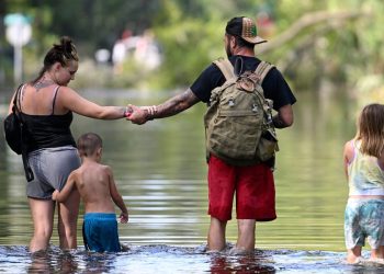 26 photos of the worst hurricanes to have hit the US