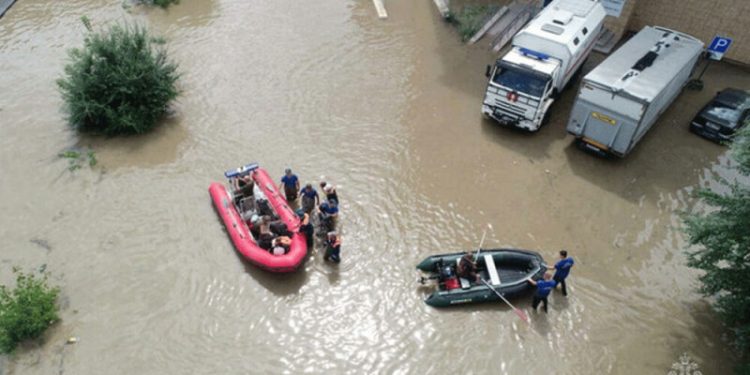 Five killed, two missing in Vietnam typhoon floods
