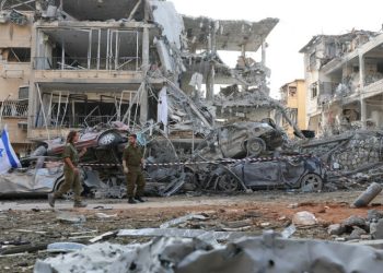 Iran launches waves of missiles at Israel in response to airstrikes