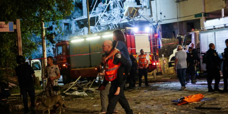 Israel fire service says responding to ‘major’ incidents from Iran missile attack