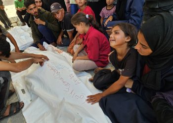 Israeli gunfire, strikes kill 120 Palestinians in Gaza, many at aid sites