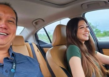 My father and I work at AT&T together. On our hourlong commutes, he teaches me valuable lessons about life and my career.