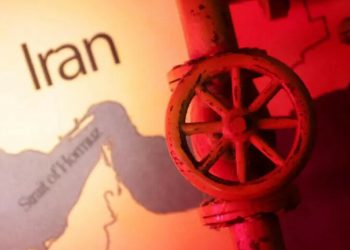 Oil falls nearly 4% as Iran’s retaliation focuses on regional US military bases