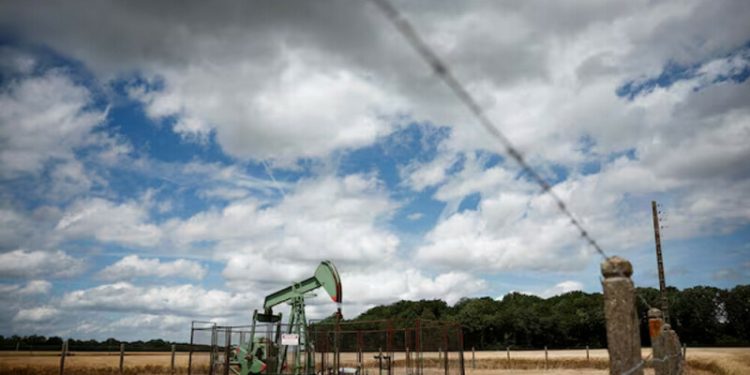 Oil prices steady ahead of US-China trade talks