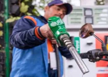 Petrol Prices Likely to Increase as Govt Plans Rs. 2.5 Per Litre Carbon Levy in Budget 2025-26
