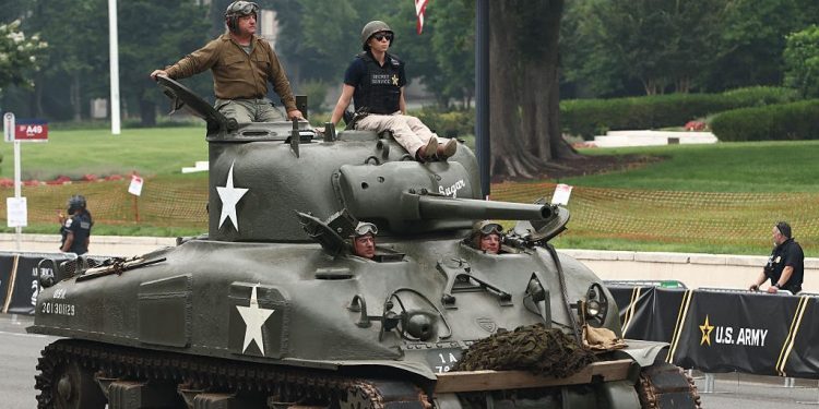 Photos show the US Army's 250th anniversary parade held on Trump's birthday