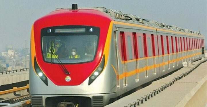Punjab to spend Rs250bn in three years on Pindi-Lahore fast train project: railways minister