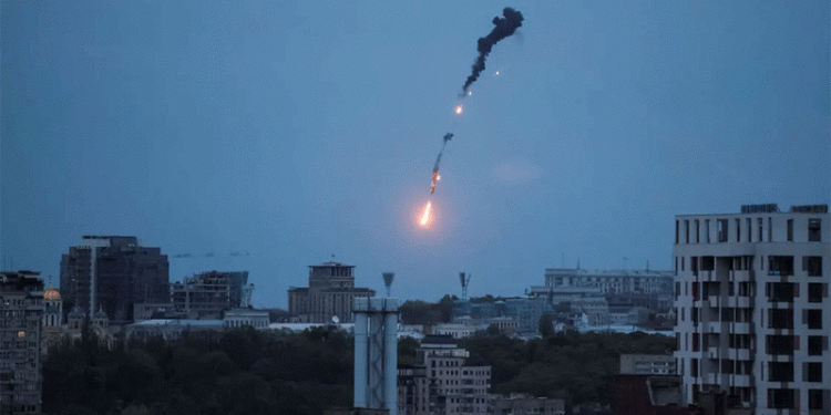 Russian missile attack kills 17 as Zelenskiy presses NATO support