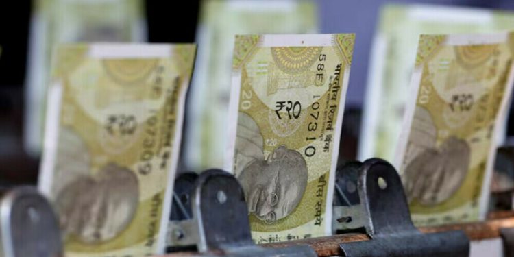 September Fed rate cut bets undermine dollar, handing Indian rupee a breather