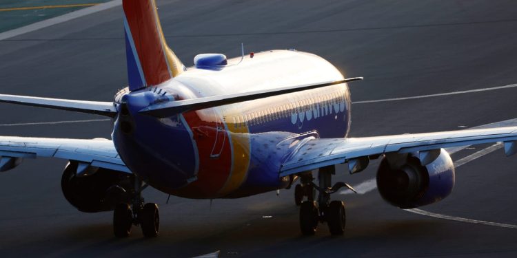 Southwest Airlines is adding cockpit alerts on all 700 of its Boeing 737s to help prevent runway incidents