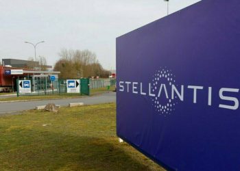 Stellantis to recall over 250,000 US vehicles due to improperly sealed air bag, NHTSA says - Business & Finance