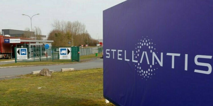 Stellantis to recall over 250,000 US vehicles due to improperly sealed air bag, NHTSA says - Business & Finance