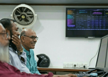 Stocks emerge as best-performing asset class in Pakistan for FY25 - Markets