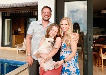 They ditched hurricane-prone Florida and bought a villa in Thailand. Now, they're listing it for $550,000.