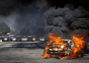 Trump deploys National Guard as Los Angeles protests against immigration agents continue
