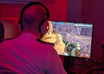 UK sailors convinced the Royal Navy to get a computer room on its newest aircraft carrier for esports and video games