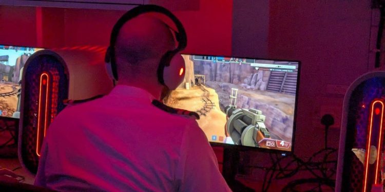 UK sailors convinced the Royal Navy to get a computer room on its newest aircraft carrier for esports and video games