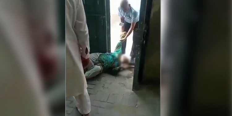 Lesco security guard suspended, arrested in Sheikhupura for misbehaving with elderly woman