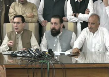 PTI, Muqam spar over ex-Fata Jirga committee