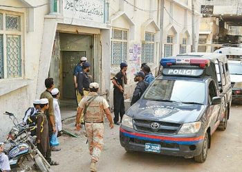 Policeman shot dead, Rangers man injured in scuffle over ‘personal grudge’ in Karachi: police