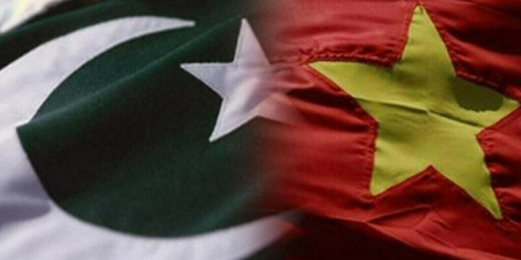 Vietnam keen to invest & trade with Pakistan, says Kamal