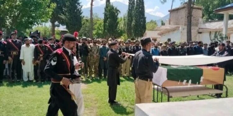 FC personnel martyred as unknown gunmen open fire at checkpoint in GB’s Diamer: police