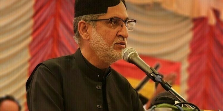 Akhtar Mengal assails travel ban