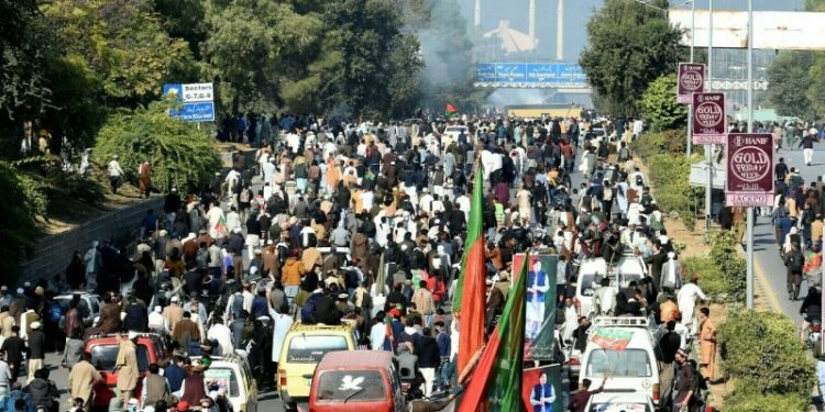 Islamabad courts sentence dozen PTI supporters to 6 months in jail over Nov protests