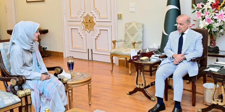 Govt to continue assisting in Dr Aafia Siddiqui’s case, PM Shehbaz assures her sister