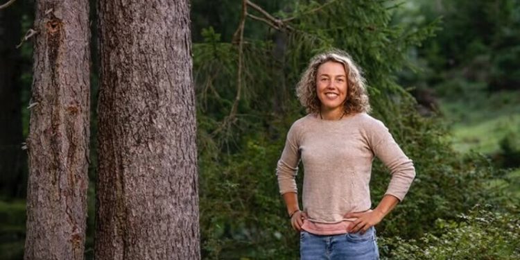 Rescue operation underway as German climber Laura Dahlmeier goes missing while trying to summit Laila Peak