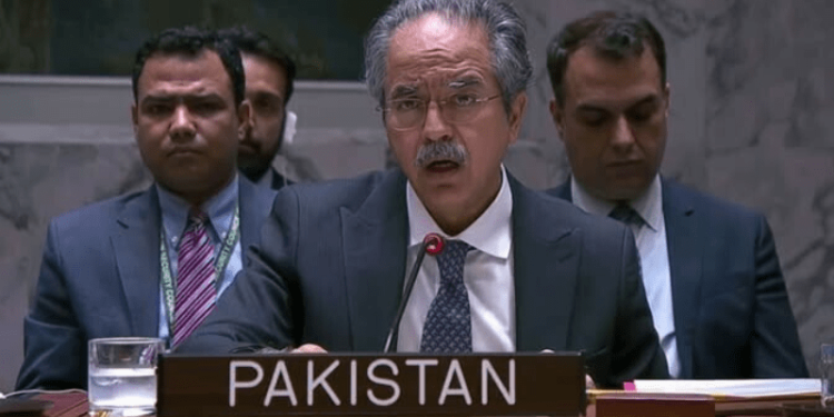 Pakistan calls for boosting UN peacekeeping missions’ role to resolve disputes like Kashmir
