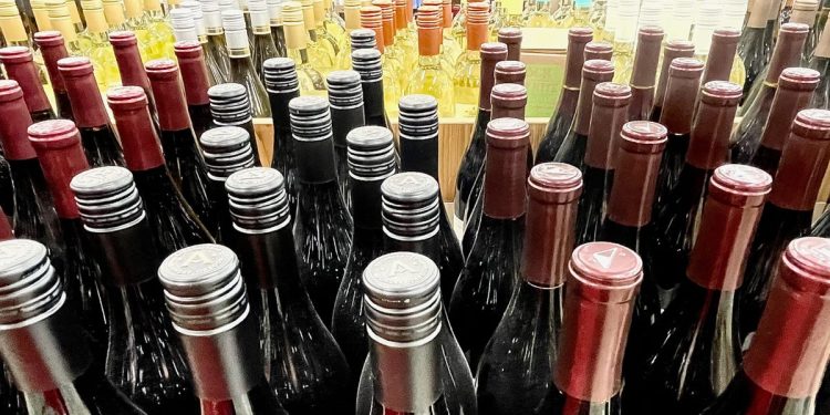 7 of the best wines to buy at Trader Joe's right now, according to a sommelier
