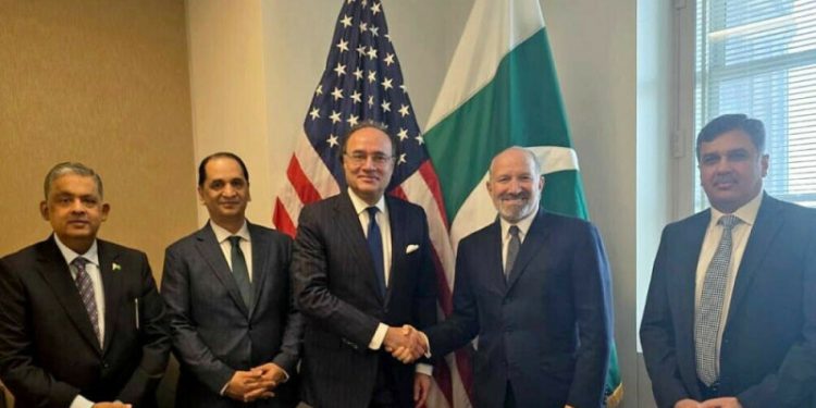 Analysts see major economic gains in Pakistan’s trade deal with US - Business & Finance