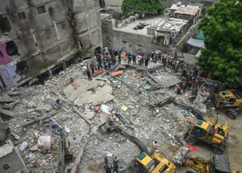At least 9 dead, 7 injured as five-storey building collapses in Karachi’s Lyari