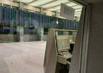 Bulls return to bourse, KSE-100 settle at new record high - Markets