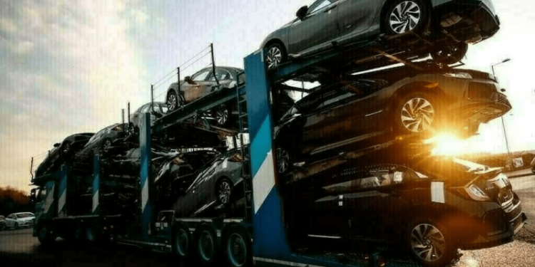 Car sales in Pakistan jump 43% in fiscal year 2024-25