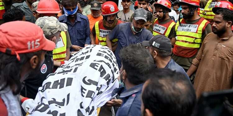 Death toll in Lyari building collapse stands at 27 as rescue operation ends on 3rd day